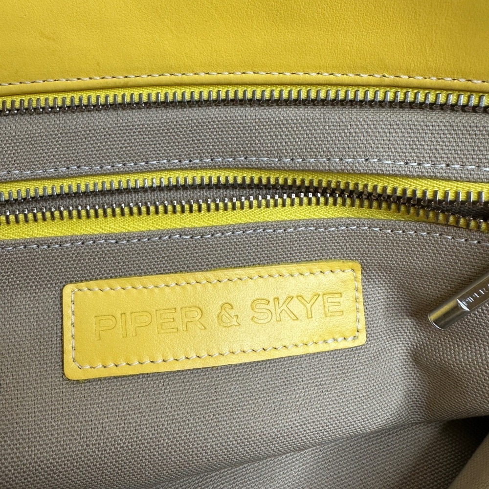 Piper & Skye Rio Beach Bag in Honey Yellow Pirarucu Leather Raffia Large Tote - Picture 6 of 9